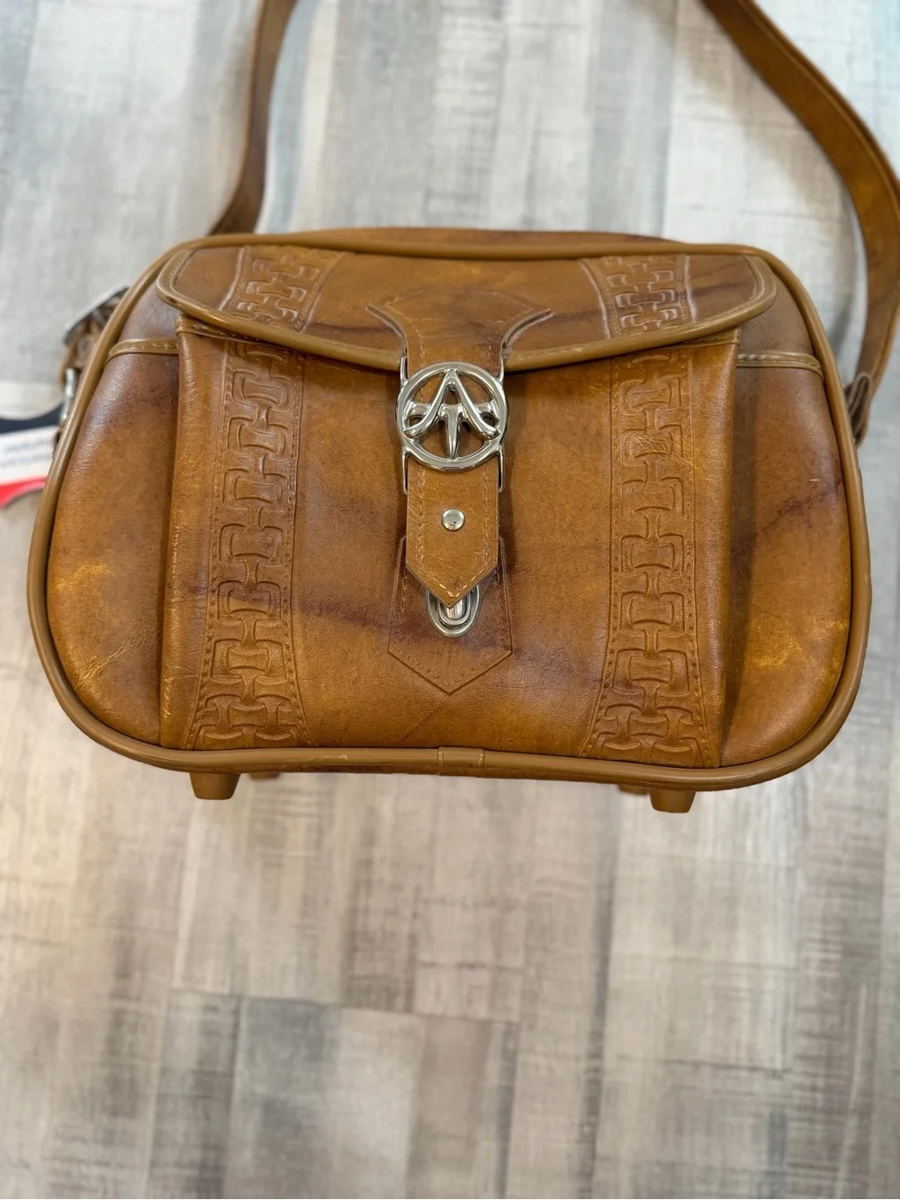 Vintage 1978 American Tourister Brown Carry On Flight Shoulder Bag w Key